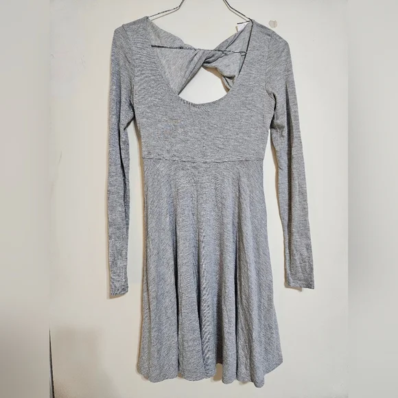 ​Vintage Armani Exchange Twist-Back Dress - 90s Grunge Balletcore - XS - Picture 3 of 5